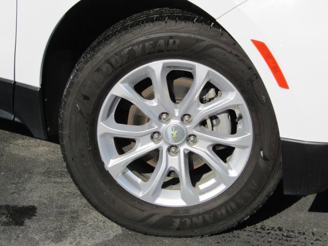 Used 2023 Chevrolet Equinox LT w/ Driver Convenience Package image 5