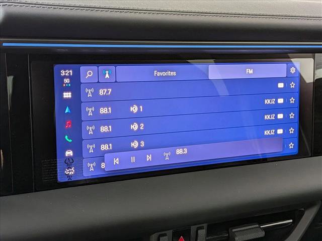 New 2026 Porsche Macan 4S Electric image 17