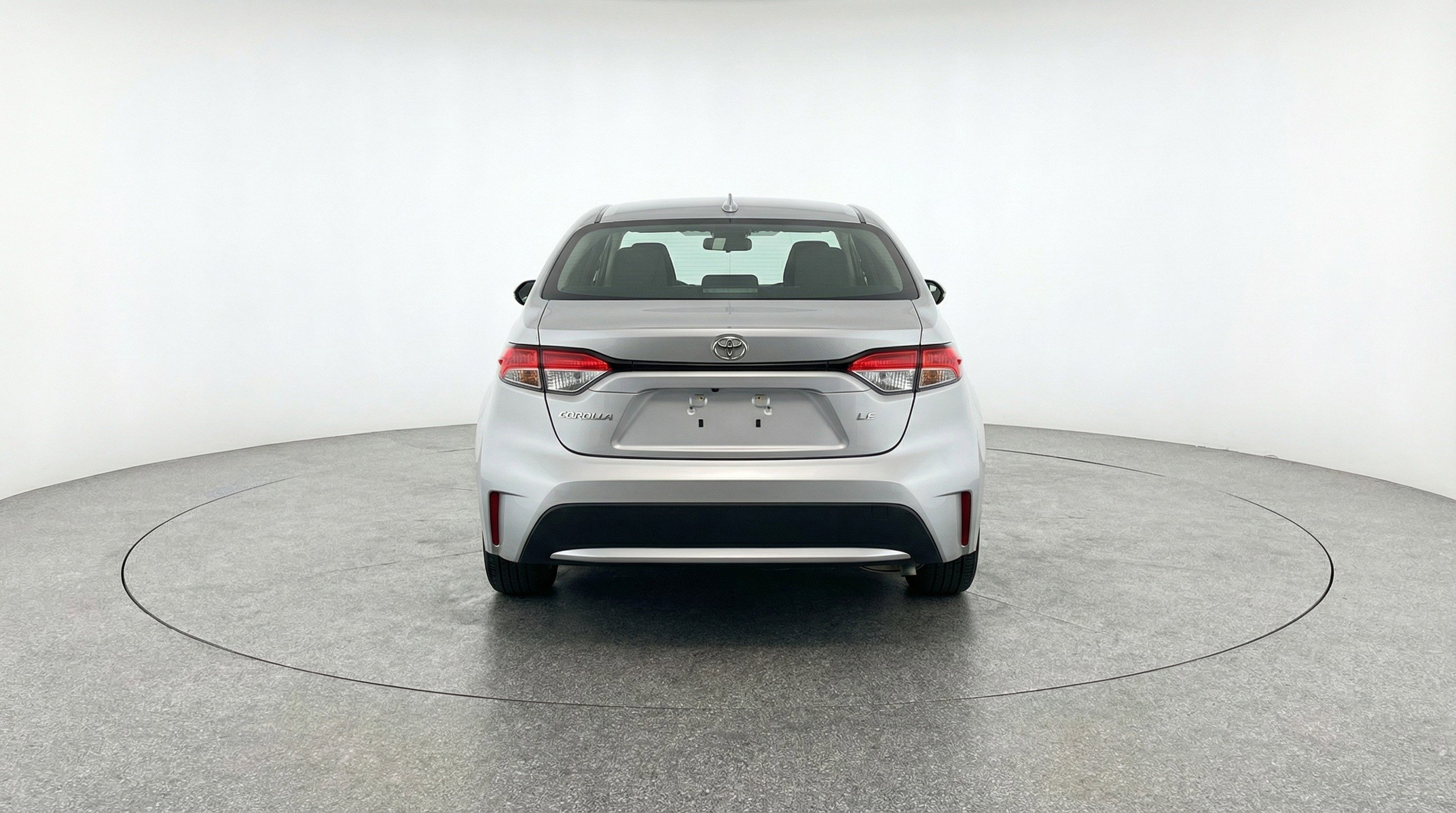 Used 2025 Toyota Corolla LE image 7