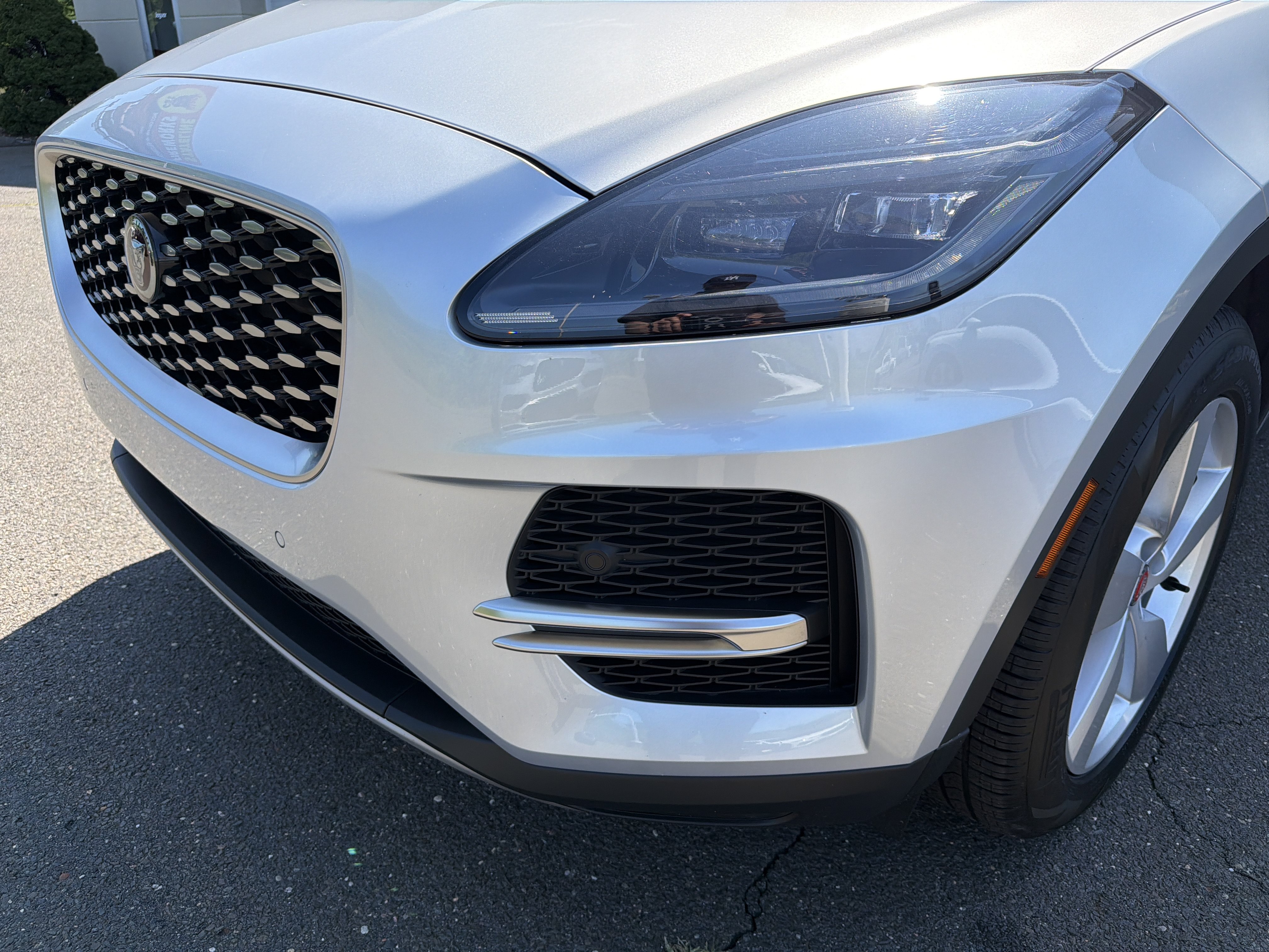 Used 2023 Jaguar E-PACE SE AWD/4WD image 11