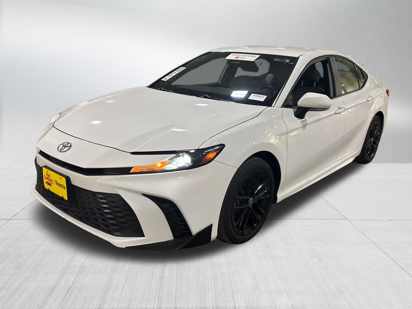 Certified 2025 Toyota Camry SE w/ Convenience Package AWD/4WD image 3