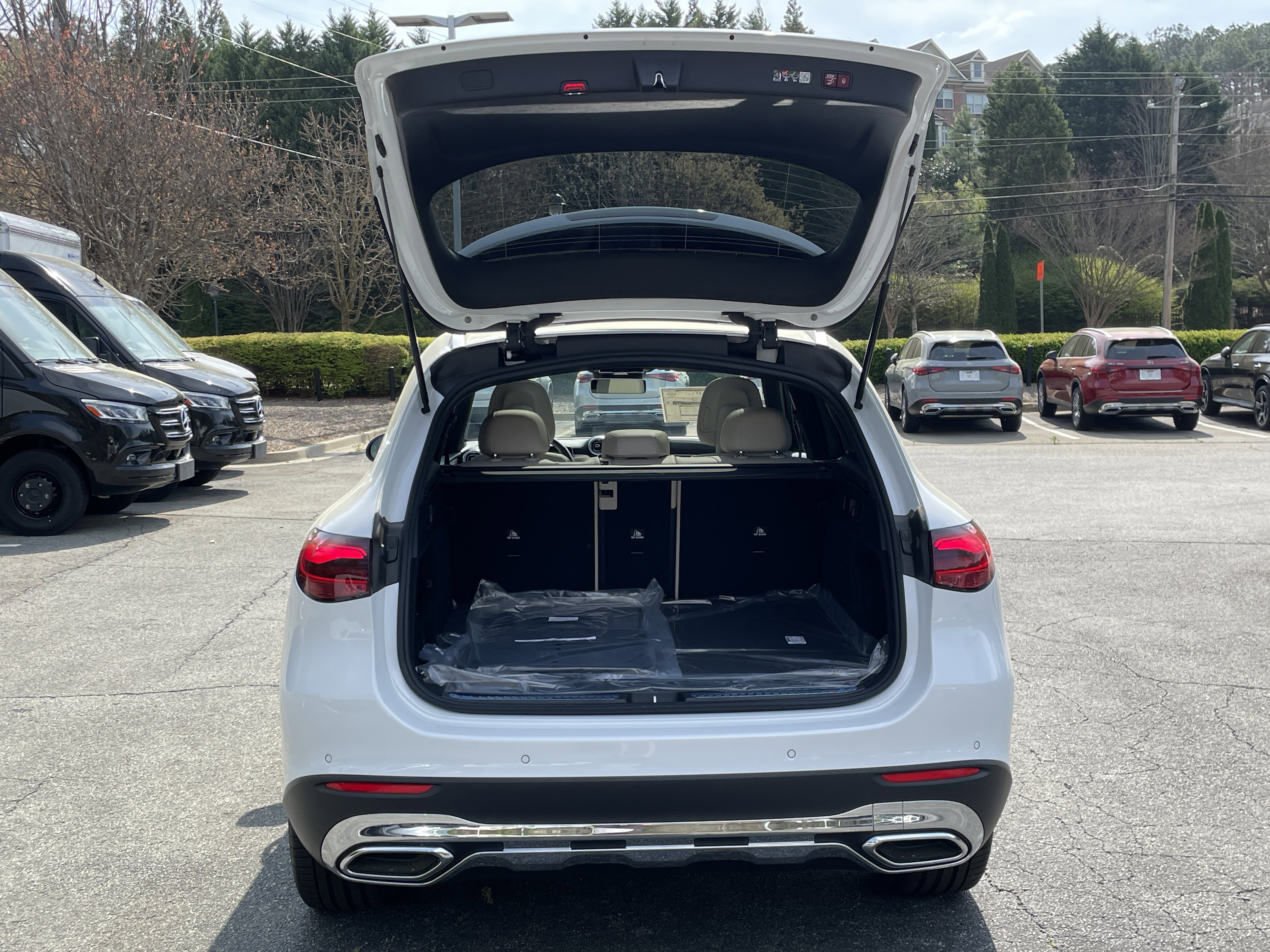 New 2026 Mercedes-Benz GLC 300 image 8