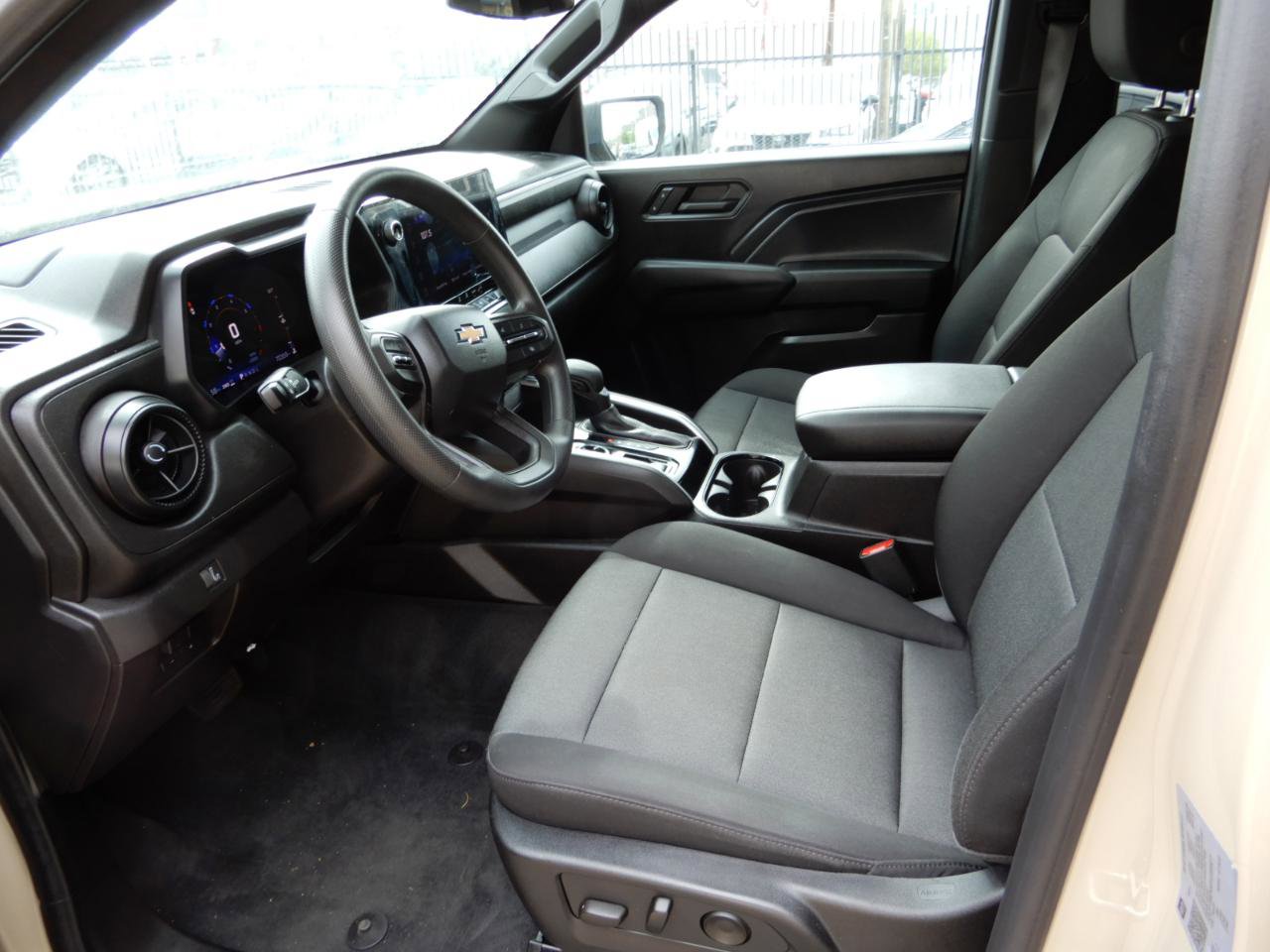 Used 2023 Chevrolet Colorado W/T w/ WT Convenience Package II AWD/4WD image 11