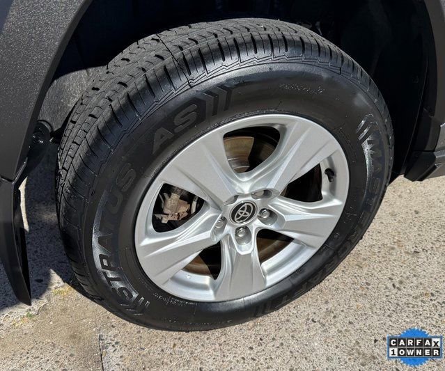 Used 2020 Toyota RAV4 XLE image 25