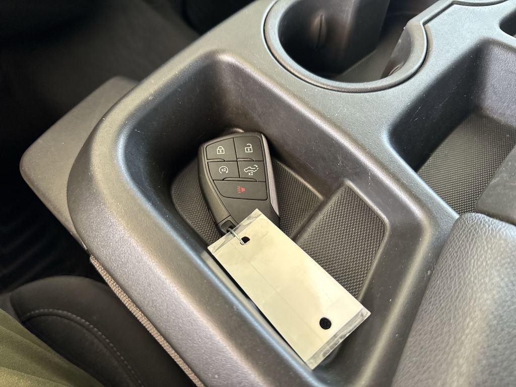 Used 2025 Chevrolet Silverado 1500 LT image 26