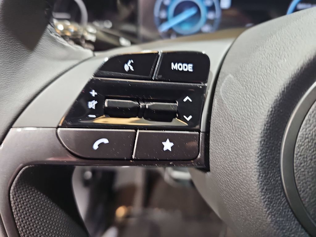 New 2026 Hyundai Elantra Limited image 16