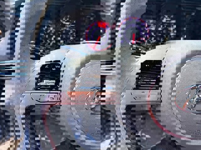 Used 2023 Hyundai Elantra SEL image 19