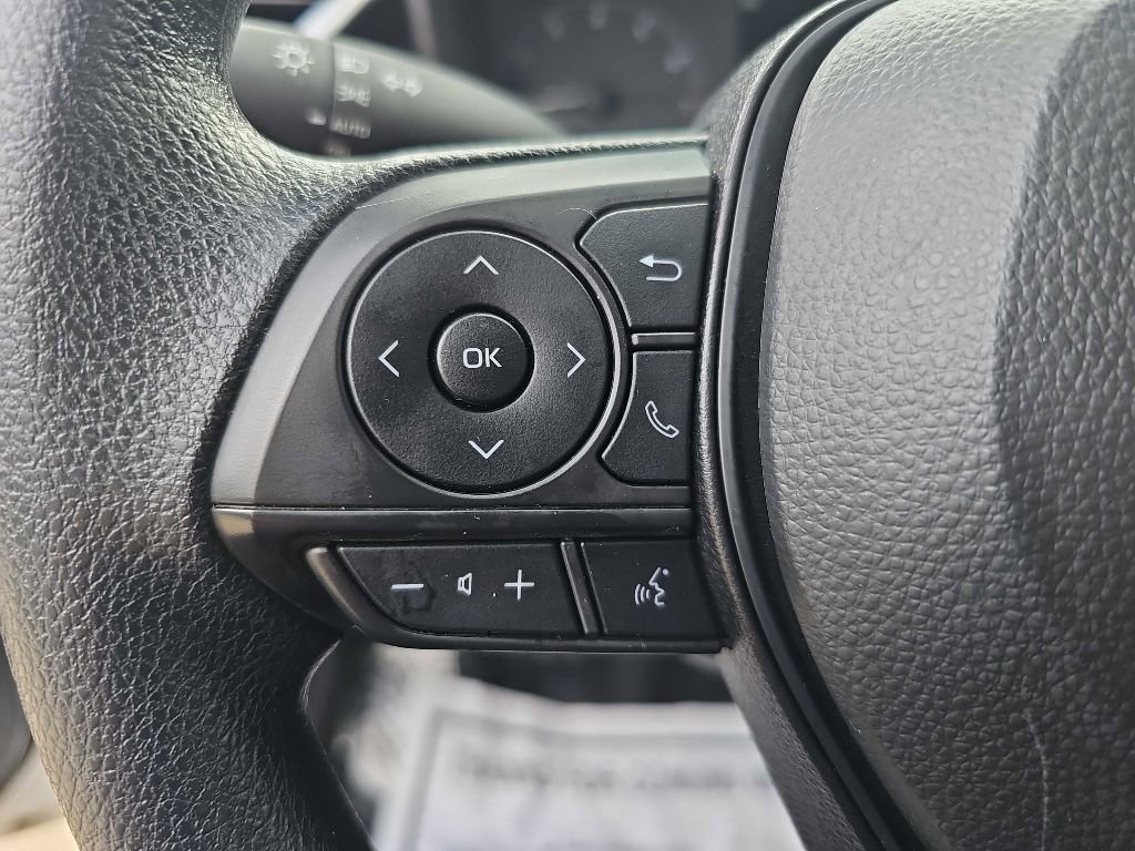 Used 2024 Toyota Corolla LE image 27