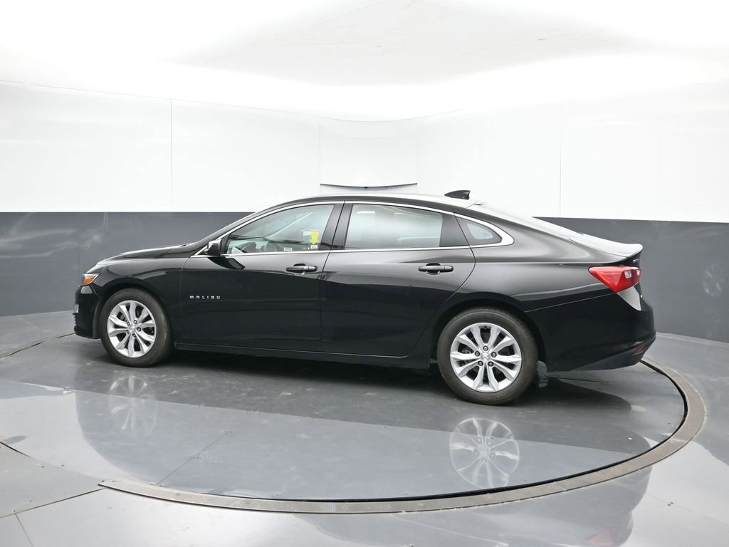 Used 2024 Chevrolet Malibu LT image 3