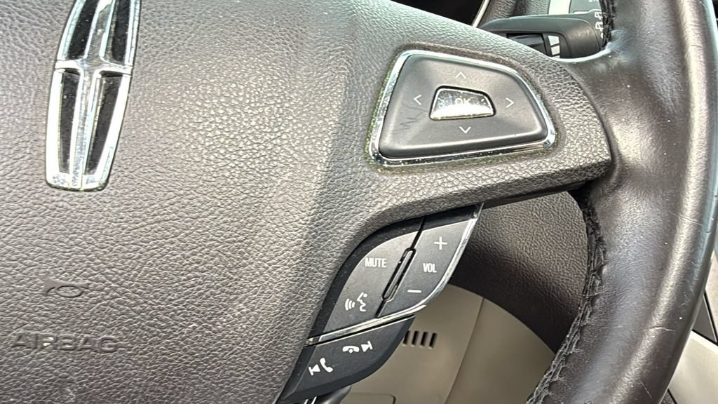 Used 2015 Lincoln MKC FWD w/ Equipment Group 102A Reserve image 33