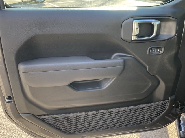 New 2026 Jeep Gladiator Sport image 12