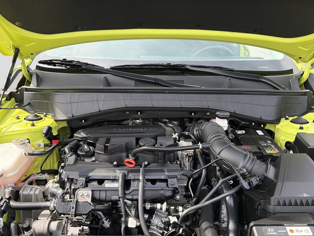 Certified 2024 Hyundai Kona Limited AWD/4WD image 15