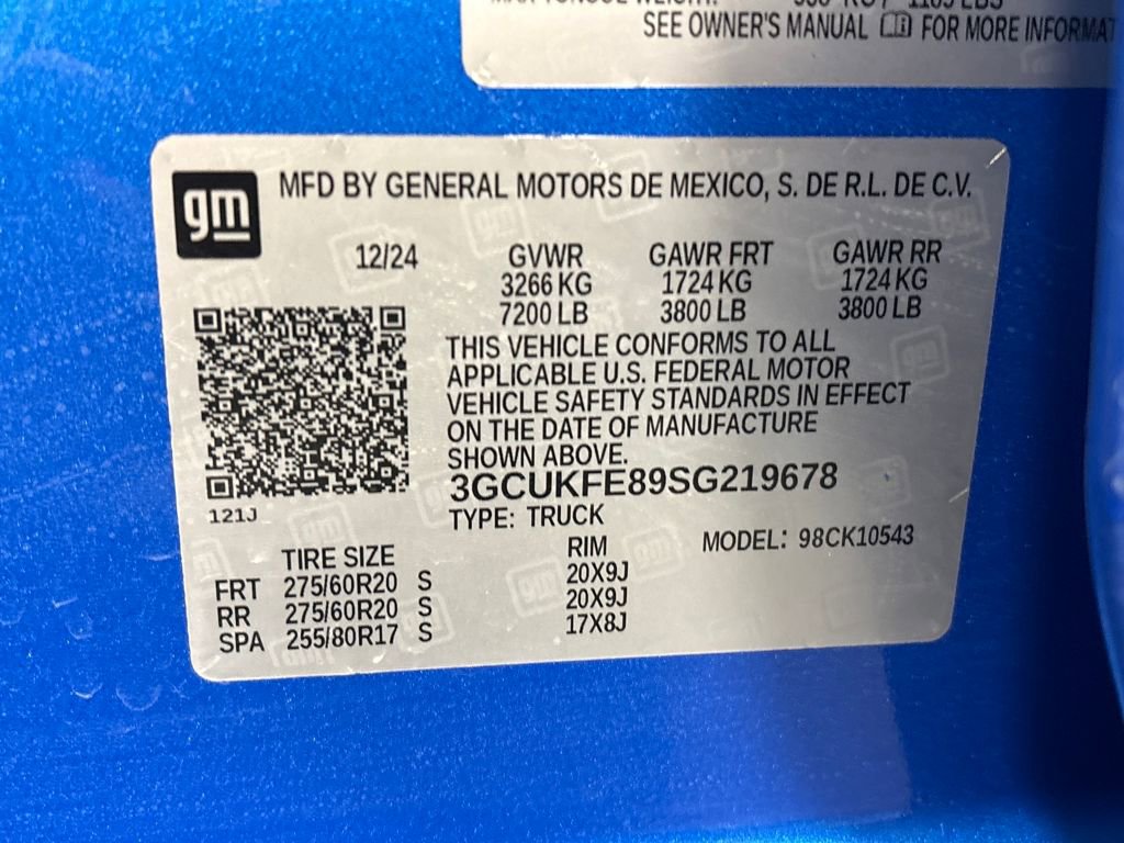 Used 2025 Chevrolet Silverado 1500 LT Trail Boss w/ Convenience Package II AWD/4WD image 21