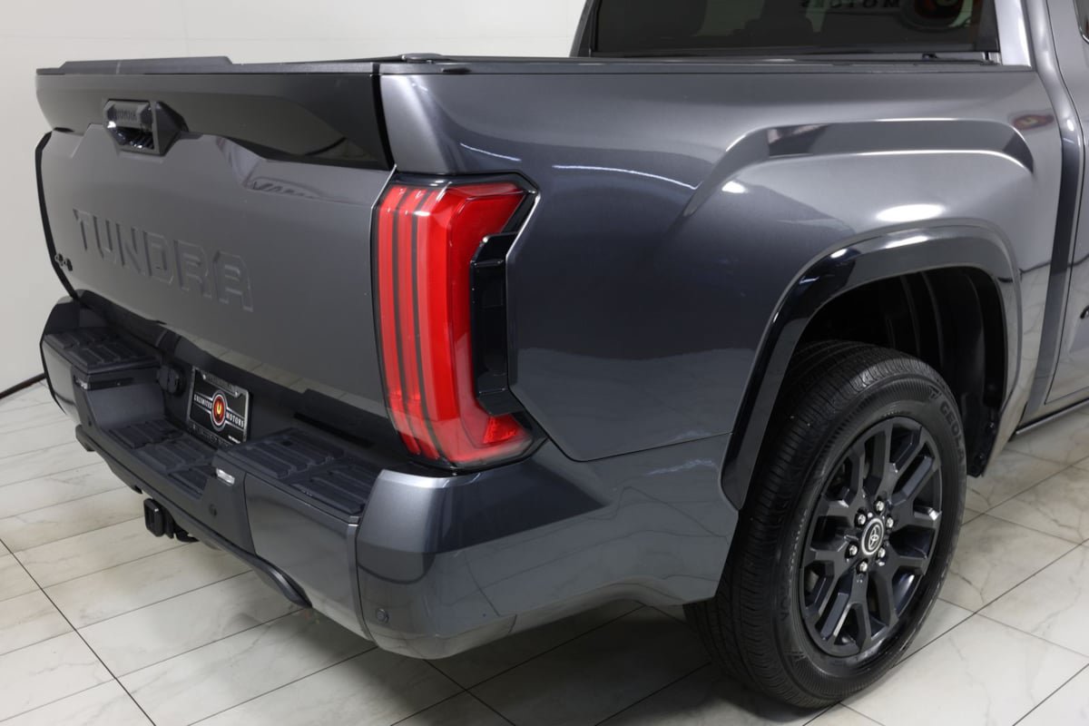 Used 2023 Toyota Tundra Platinum AWD/4WD image 44
