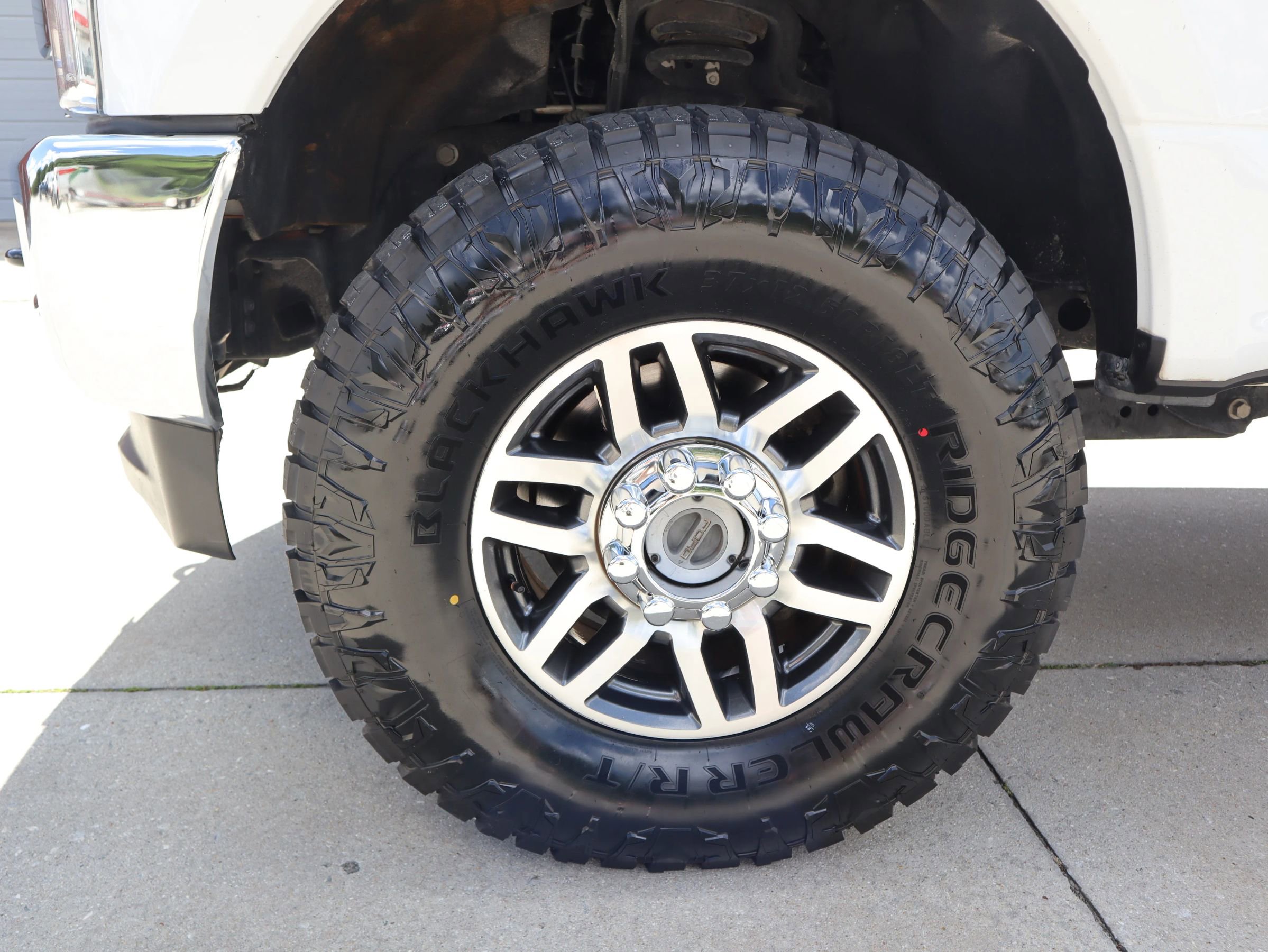 Used 2019 Ford F250 Lariat w/ Lariat Value Package image 10