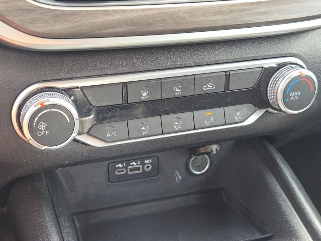Used 2025 Nissan Altima 2.5 SV FWD image 29