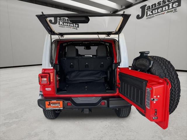 New 2026 Jeep Wrangler Unlimited Sahara w/ Whitecap Package AWD/4WD image 42