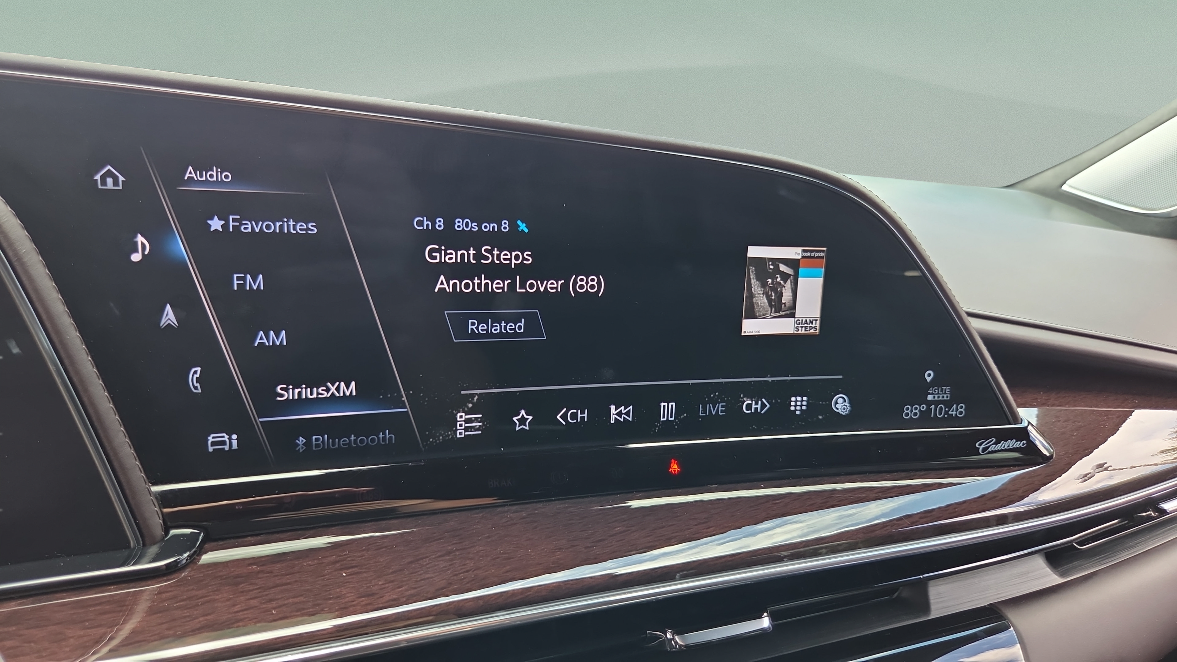 Used 2021 Cadillac Escalade ESV Sport Platinum w/ Heavy-Duty Trailer Package AWD/4WD image 20