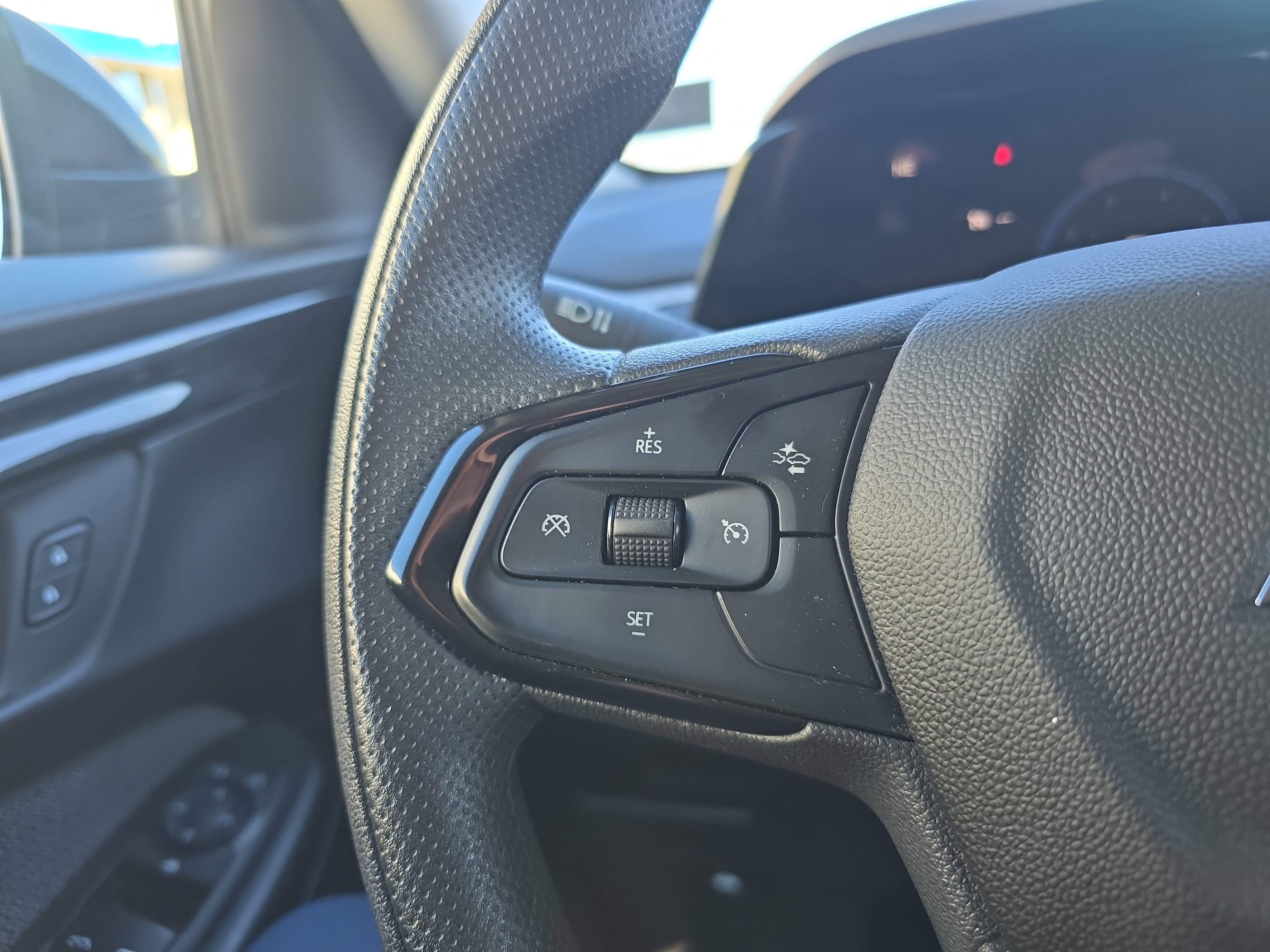 Used 2024 Chevrolet TrailBlazer LT image 20