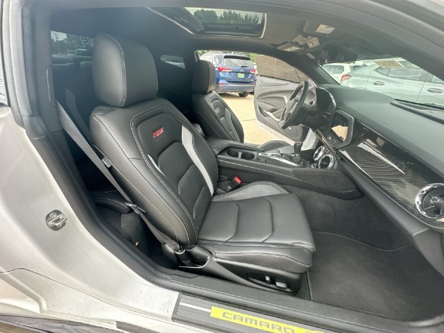 Used 2023 Chevrolet Camaro SS RWD image 32