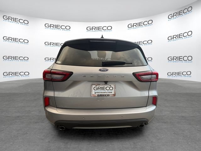 Used 2023 Ford Escape ST-Line w/ Tech Pack #1 FWD image 6