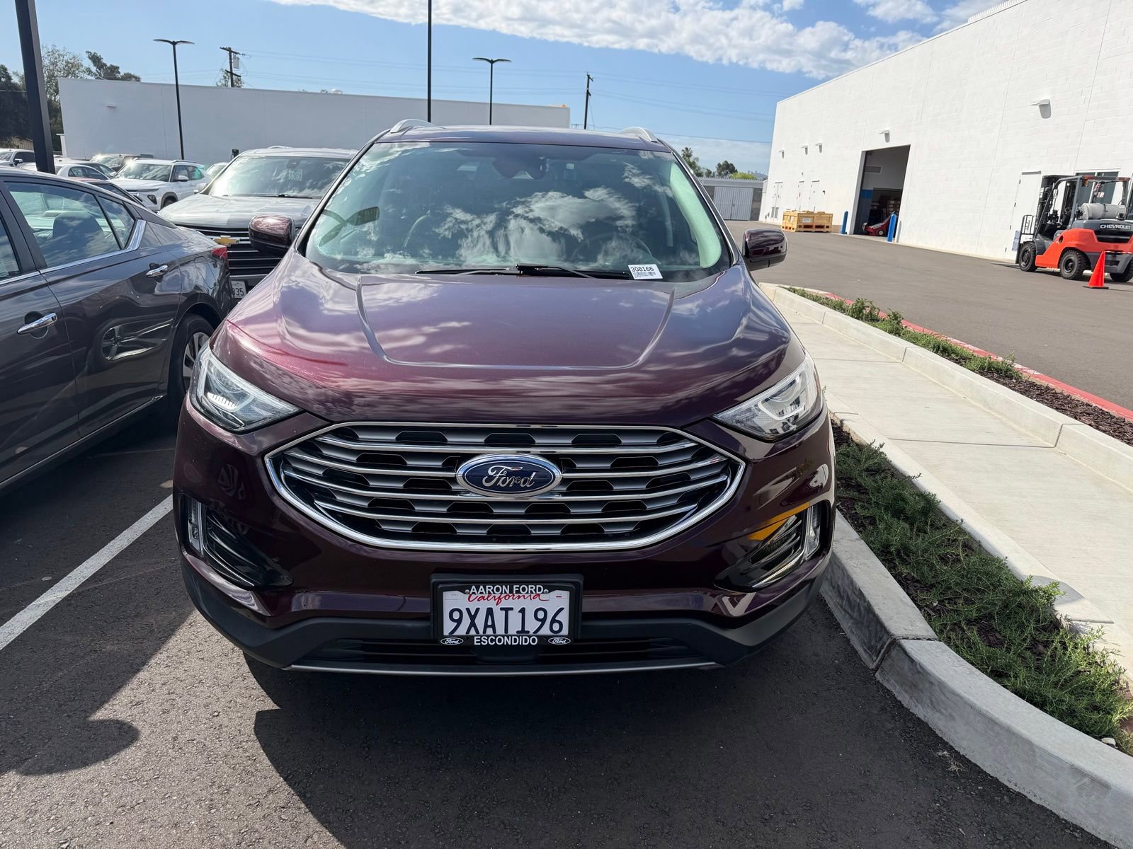 Used 2022 Ford Edge SEL w/ Convenience Package image 2