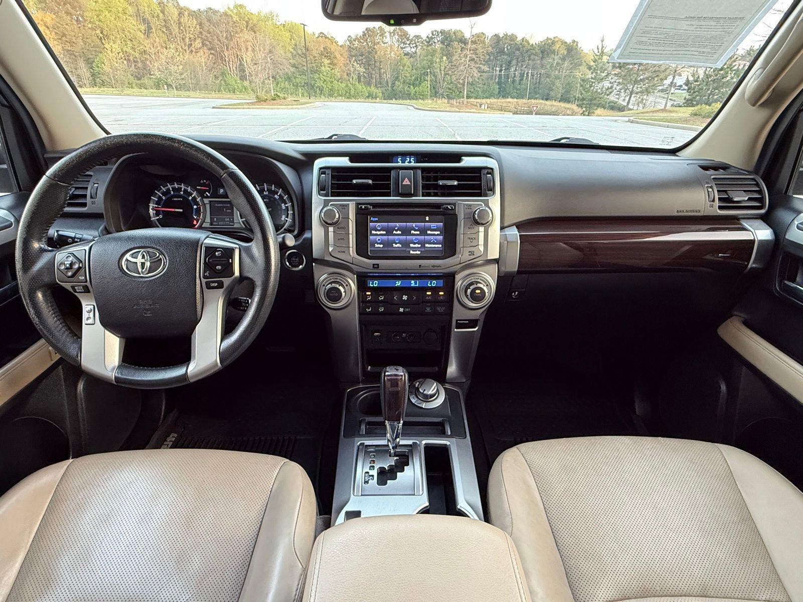 Used 2014 Toyota 4Runner Limited image 23