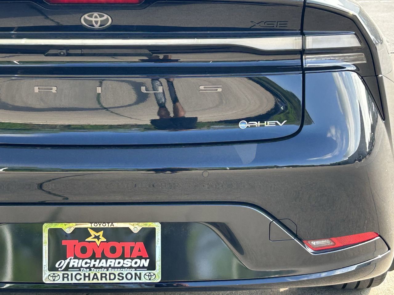 New 2026 Toyota Prius Plug-In Hybrid FWD image 6