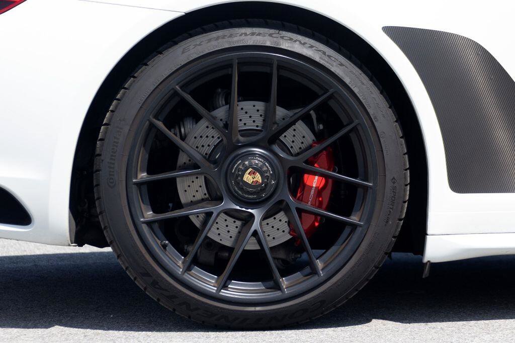 Used 2019 Porsche 911 Carrera GTS image 11