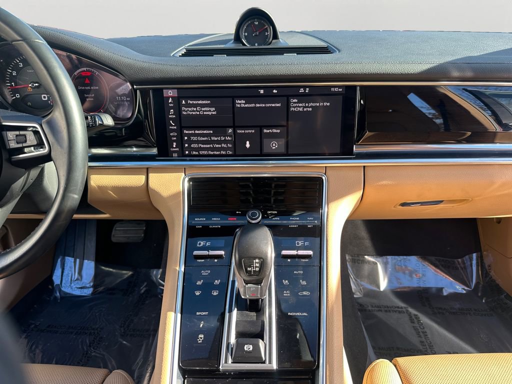 Used 2021 Porsche Panamera 4 image 14