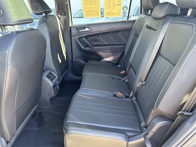 Certified 2023 Volkswagen Tiguan SE R-Line image 10