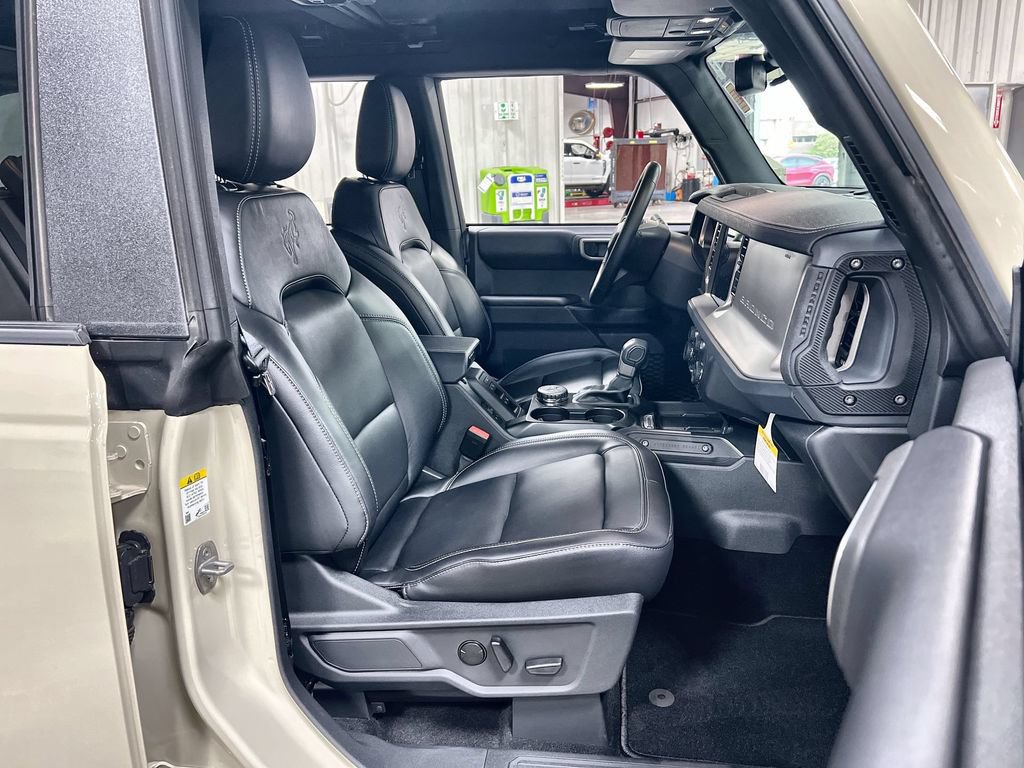 Used 2025 Ford Bronco Outer Banks AWD/4WD image 28