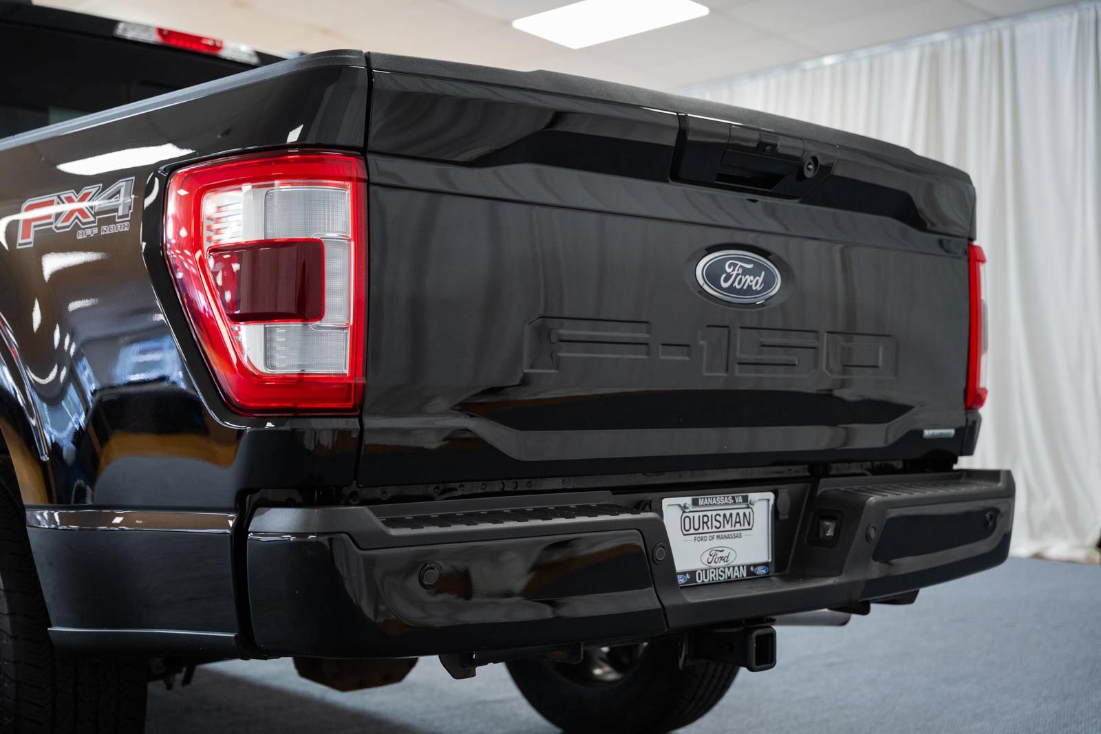 Certified 2023 Ford F150 Lariat w/ Equipment Group 502A High AWD/4WD image 5