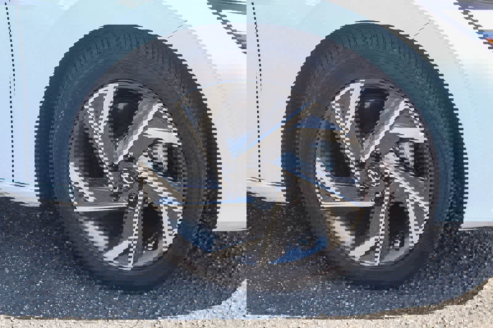 Certified 2024 Hyundai Elantra SEL w/ Convenience Package image 12