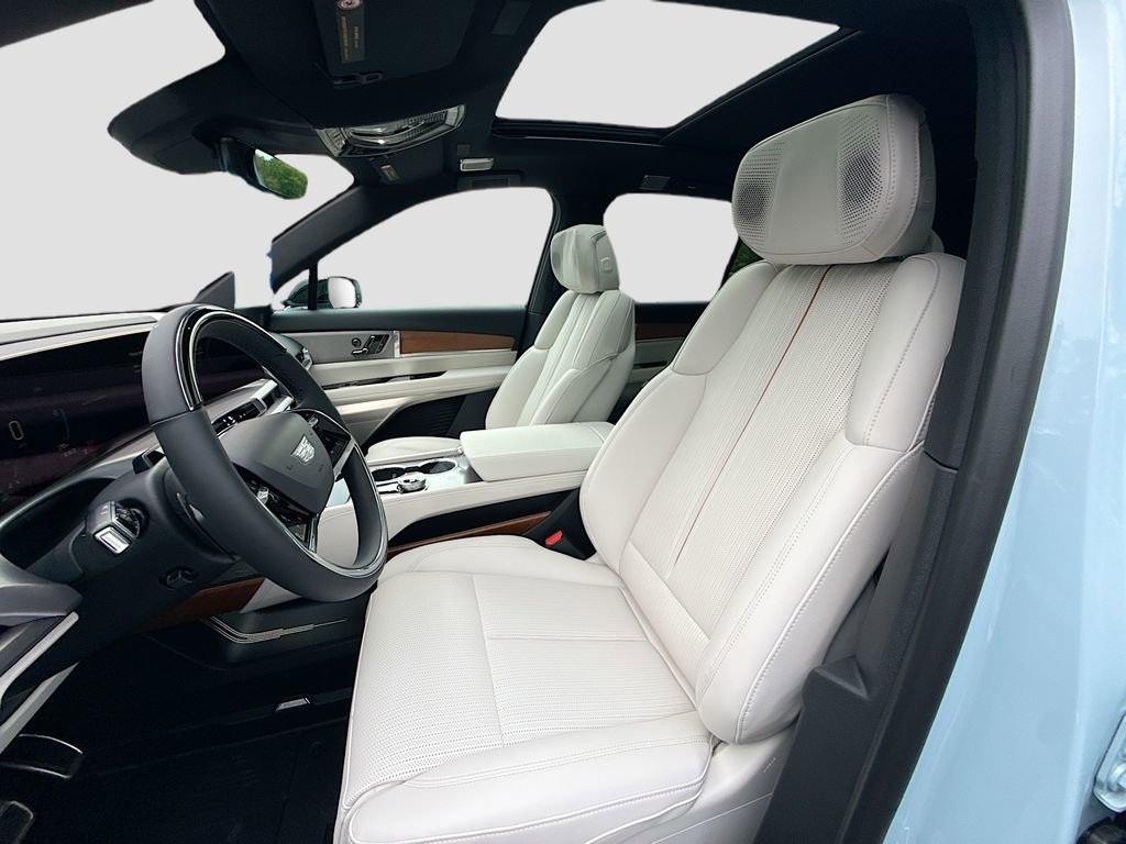 New 2026 Cadillac Vistiq Sport w/ LPO, Floor Liner Package image 22
