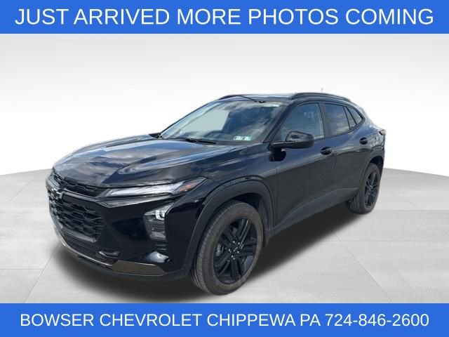 Certified 2025 Chevrolet Trax ACTIV w/ Driver Confidence Package image 1