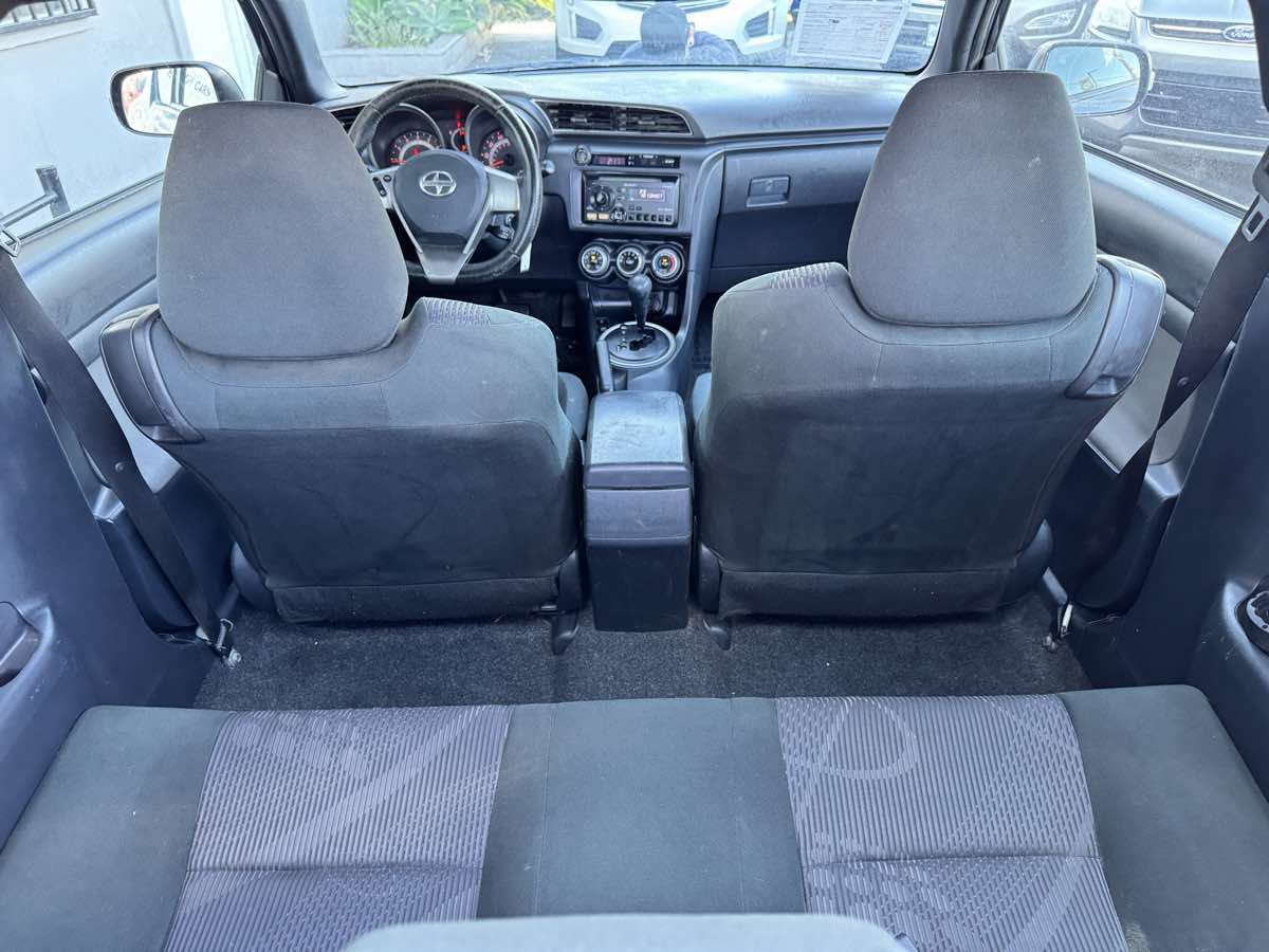 Used 2012 Scion tC FWD image 25