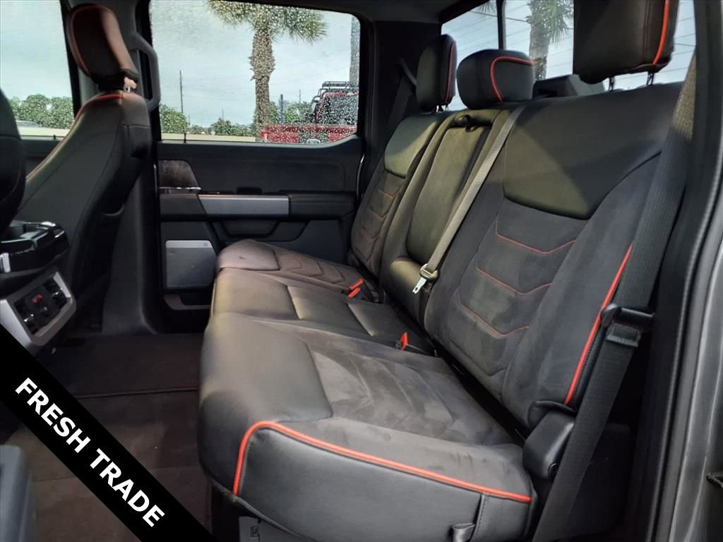 Used 2023 Ford F250 Lariat w/ Lariat Ultimate Package AWD/4WD image 28