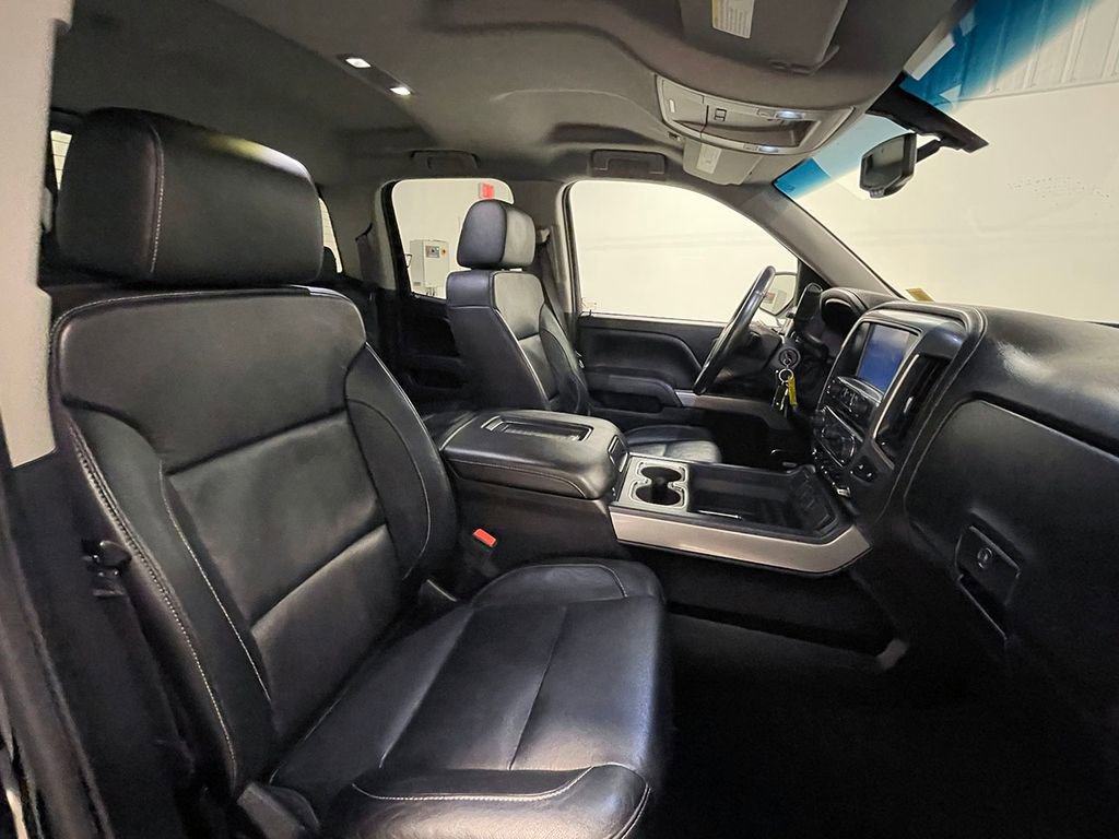 Used 2016 Chevrolet Silverado 1500 LTZ Z71 w/ LTZ Plus Package image 28