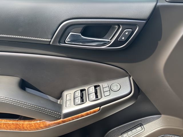 Used 2018 Chevrolet Tahoe Premier AWD/4WD image 15