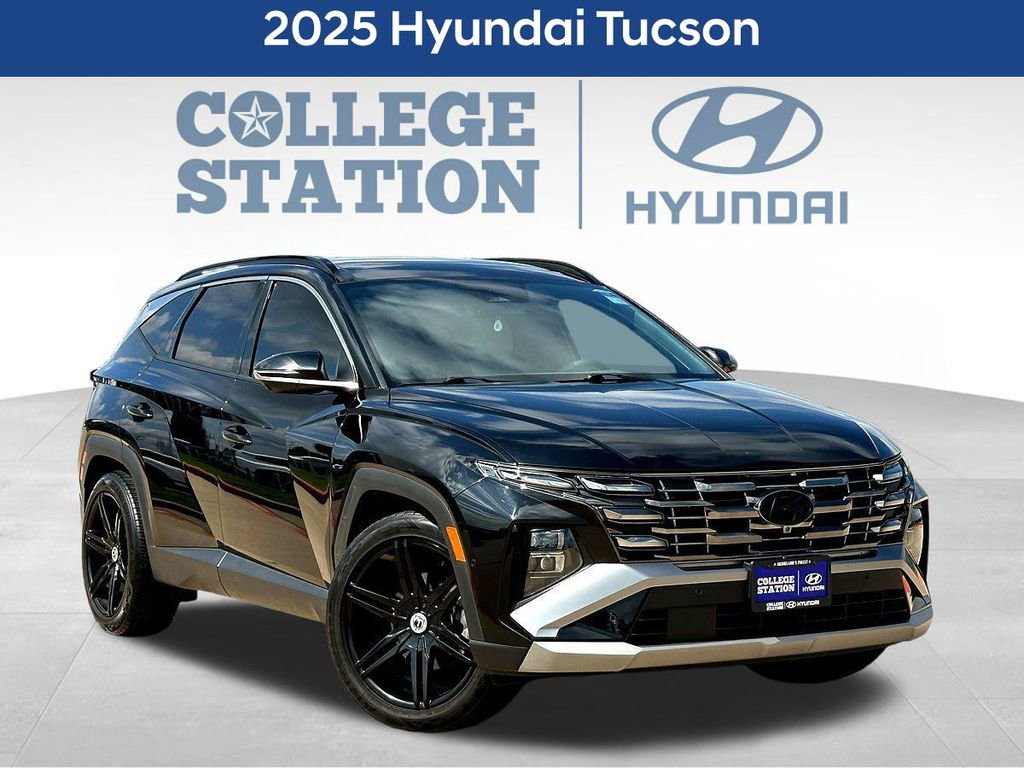 Used 2025 Hyundai Tucson Limited FWD image 1
