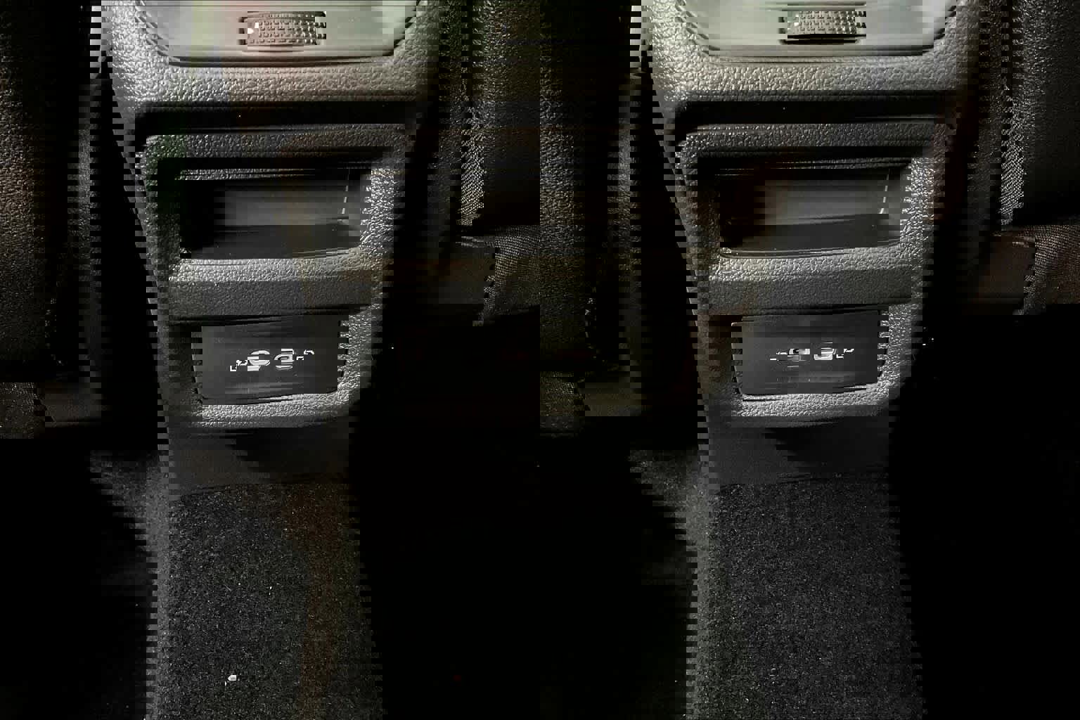 New 2026 Volkswagen Taos SE image 22