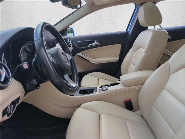 Used 2016 Mercedes-Benz GLA 250 image 16