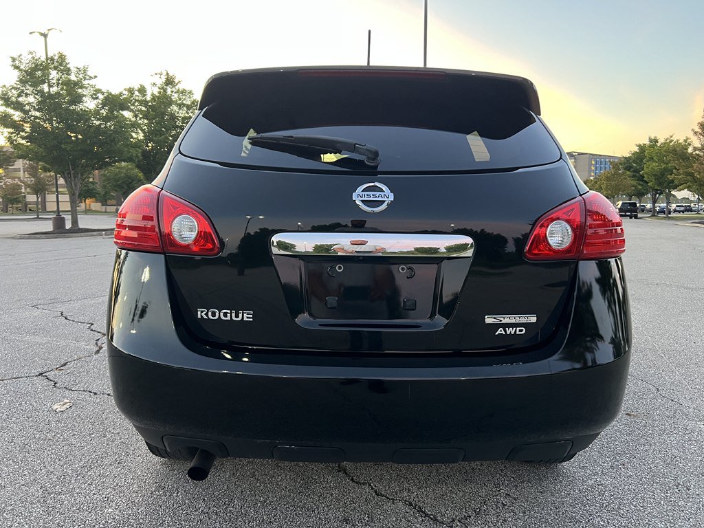 Used 2013 Nissan Rogue S w/ Special Edition Pkg AWD/4WD image 4
