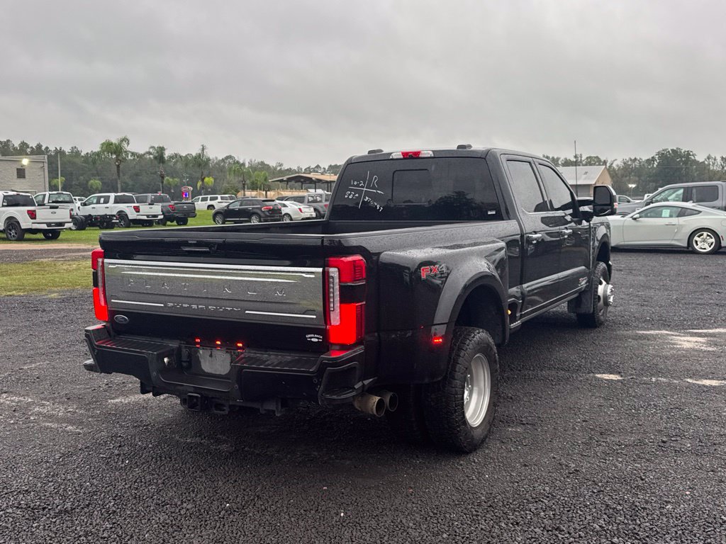 Used 2024 Ford F350 Platinum AWD/4WD image 6