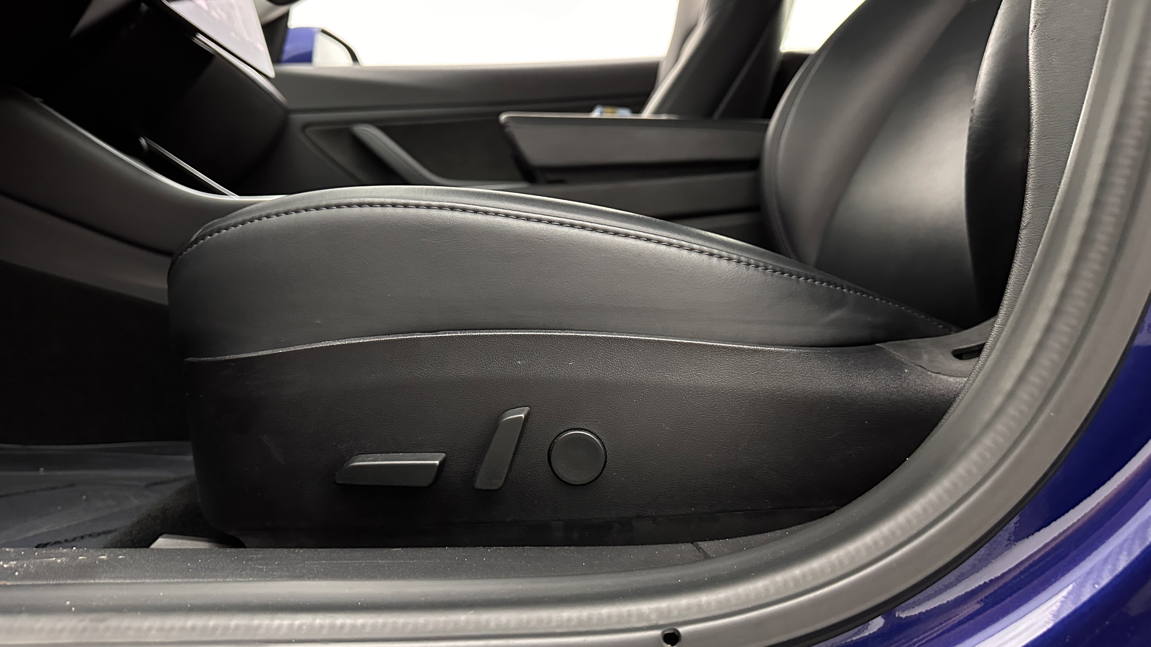 Used 2018 Tesla Model 3 Long Range image 13