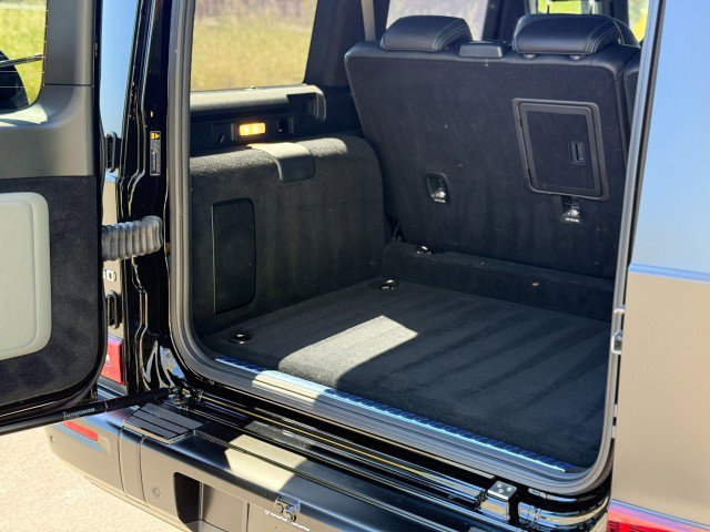 Used 2025 Mercedes-Benz G 580 w/ EQ Technology image 35