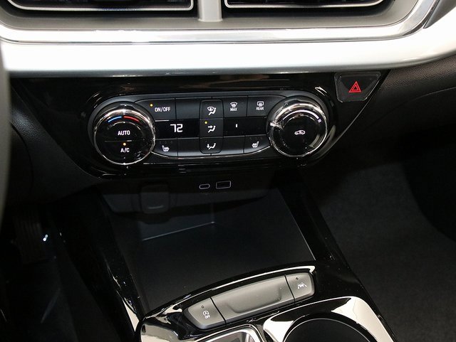 New 2026 Chevrolet Trax LT w/ Driver Confidence Package image 23