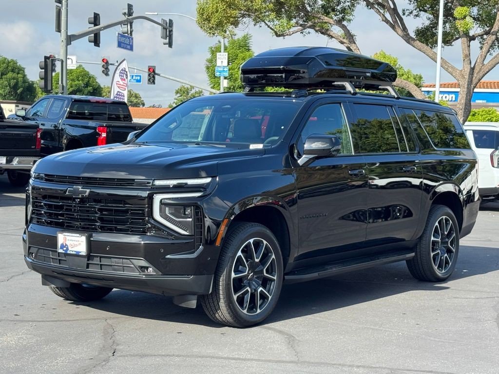 New 2026 Chevrolet Suburban RST w/ Adventure Package 2 - Box RWD image 4