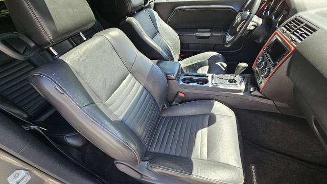 Used 2012 Dodge Challenger R/T RWD image 28